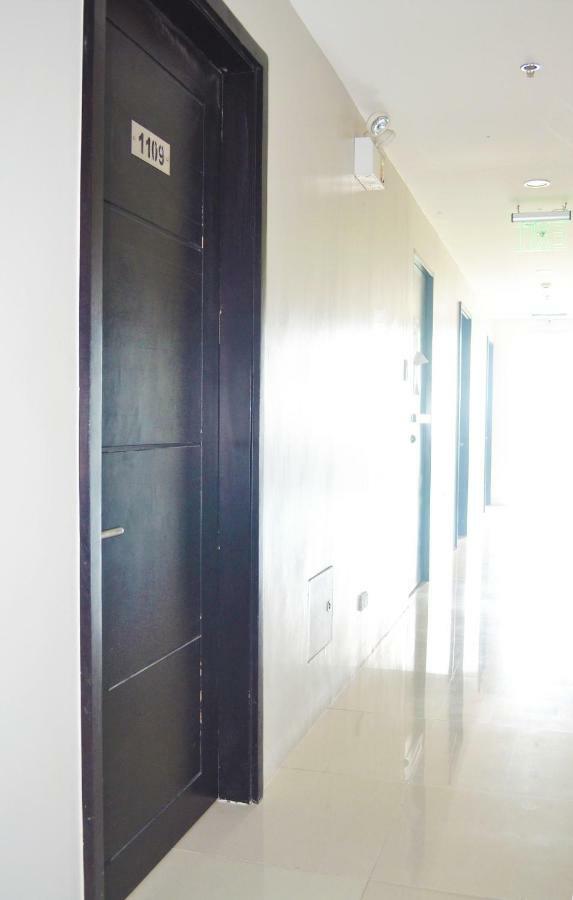 Unit 1109 Cityscape Residences Bacolod Exterior photo